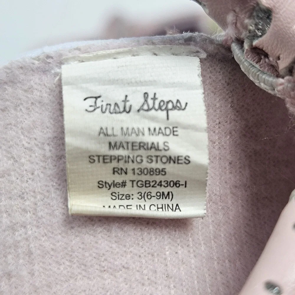 First Steps Girls Sz 3 (3-6 Months) Baby‎ Shoes Pink Moccasins